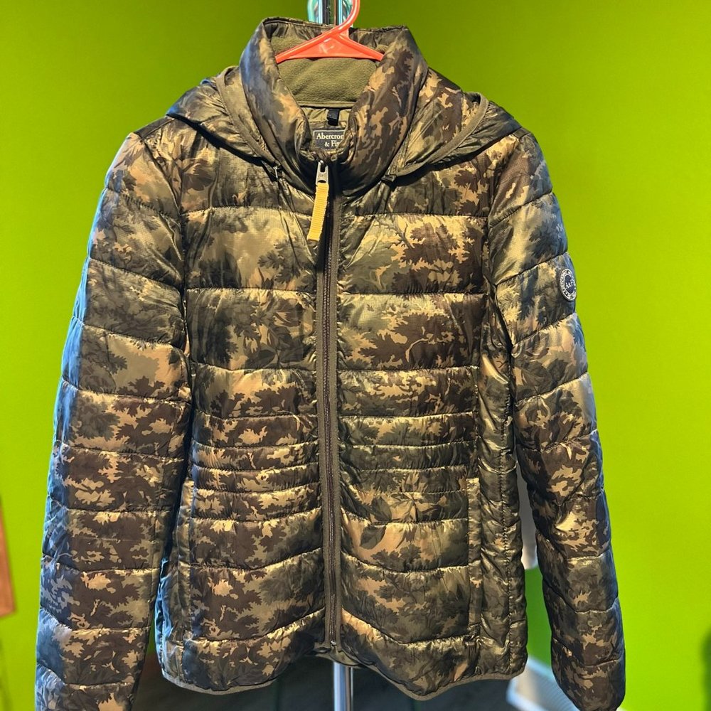 Camo A&F Lightweight Packable Puffer